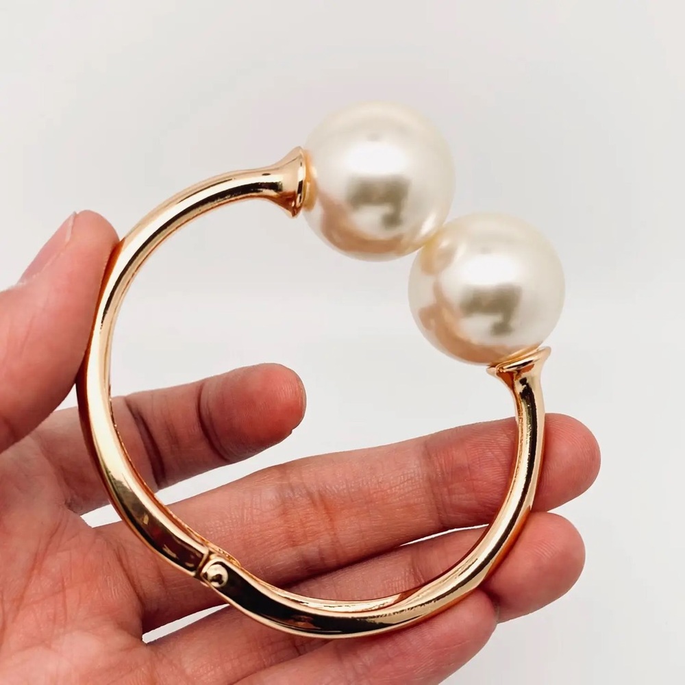 Elegant Bold Pearl Statement Cuff Open Gold Bangle Bracelet w/ Luxe Dual Pearls - Picture 5 of 6
